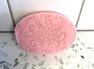 PINK SANDS-type Lotion Bar